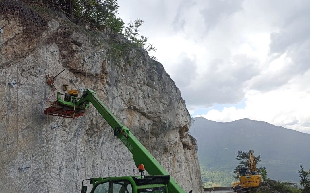 Essai de traction, ancrages pour confortement suite à minage de route et mur de soutènement – NGE Fondations – Brizon 74