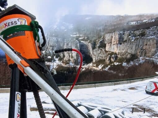 Essai de traction, contrôle des ancrages de câbles écran pare-bloc – CAN – Col de Rousset Vercors